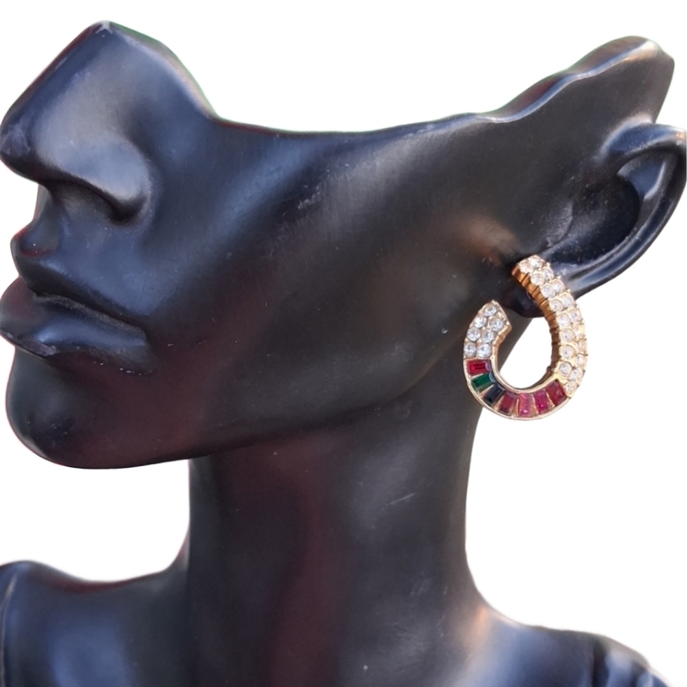 🌟Roman Vintage Gold Rhinestone Rainbow Baguette J Hoop Earrings